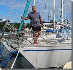 Alain verlsst Polynesien